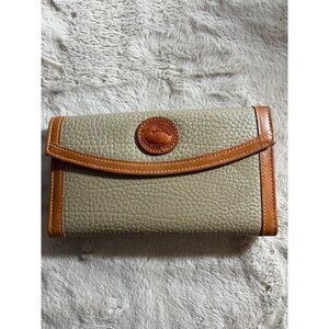 Dooney & Bourke Pebbled Leather Wallet W/ Coin Compartment & Card Slots